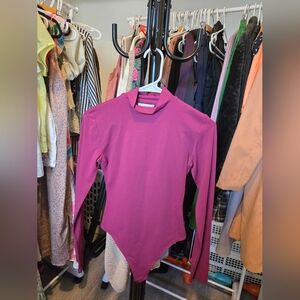 SOLD Babaton Contour size small